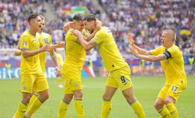 Silný moment po víťaznom góle: Gesto ukrajinského útočníka obletelo svet!