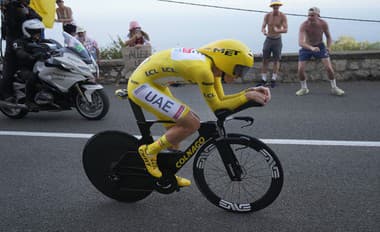 Pogačar zavŕšil dominanciu na Tour de France: Konkurencia nemala šancu ani v poslednej etape