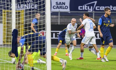 Slovan Bratislava si z Celje odniesol cennú remízu.