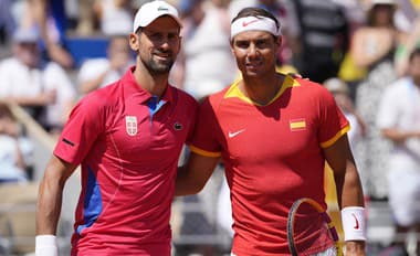 Novak Djokovič a Rafael Nadal pred vzájomným zápasom na OH v Paríži 2024.