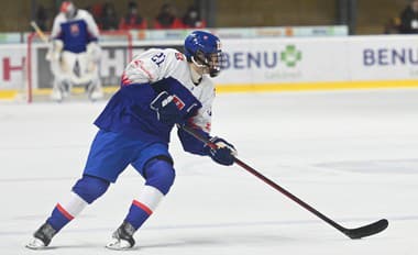 V NHL sa zatiaľ neusadil: Veľký slovenský talent bude obliekať dres Košíc!