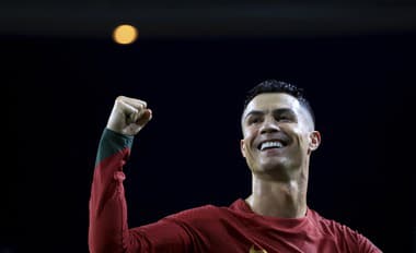 Ronaldo otvorene o Messim a prestupe do Barcelony: Označil sa za najlepšieho hráča histórie