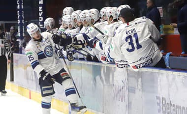 Nitra sa zapísala do našej hokejovej histórie, Slovan prehral piatykrát v rade