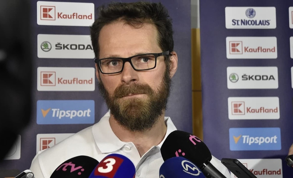 Michal Handzuš (45) v utorok odstúpil z pozície člena Výkonného výboru Slovenského zväzu ľadového hokeja (SZĽH) v dôsledku rozhodnutia ...