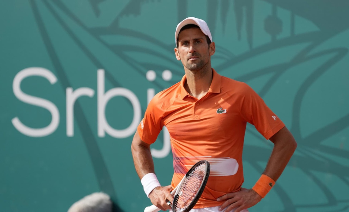 Srbský tenista Novak Djokovič (35) stále nevie, či bude môcť hrať na budúcoročnom Australian Open. „Naozaj to nie je v mojich rukách, ...