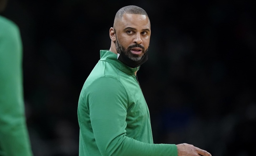 Trénerovi basketbalistov Boston Celtics hrozí zákaz činnosti na celú sezónu 2022/2023. Dôvodom je jeho údajné porušenie smerníc a kódexu ...
