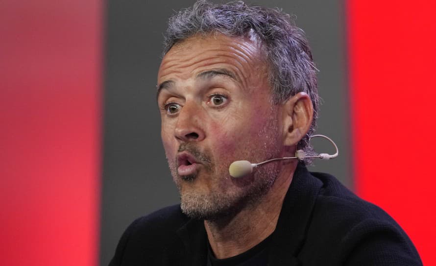 Tréner španielskej futbalovej reprezentácie Luis Enrique (52) sa rozhodol počas MS v Katare naživo vysielať cez sociálnu platformu. Videá ...