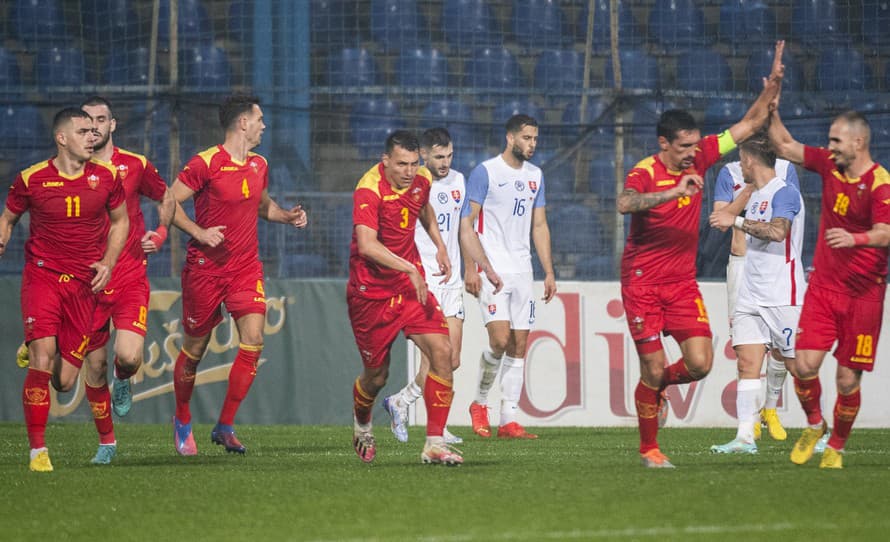Slovenskí futbaloví reprezentanti remizovali v prípravnom zápase na pôde Čiernej Hory 2:2, hoci ešte štvrťhodinu pred koncom viedli 2:0. ...