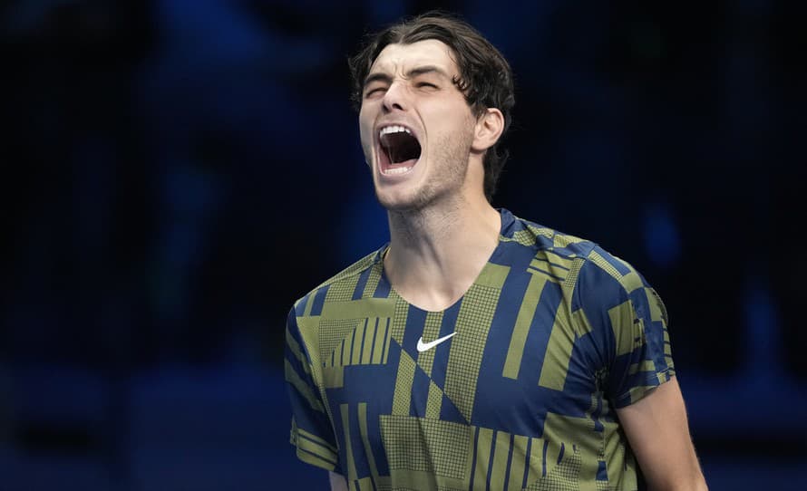 Americký tenista Taylor Fritz (25) sa stal tretím semifinalistom turnaja majstrov v Turíne. V záverečnom dueli zelenej skupiny zdolal ...