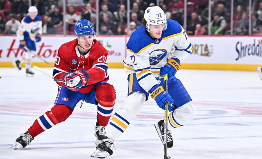 Juraj Slafkovský nastúpil v nočnom zápase hokejovej NHL proti Buffalu Sabres na krídle druhej formácie Montrealu Canadiens, ale jeho ...