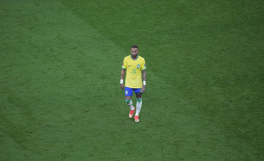 Brazílsky futbalista Neymar bude chýbať svojmu tímu v pondelkovom zápase proti Švajčiarsku. Dôvodom absencie 30-ročného útočníka je zranenie ...