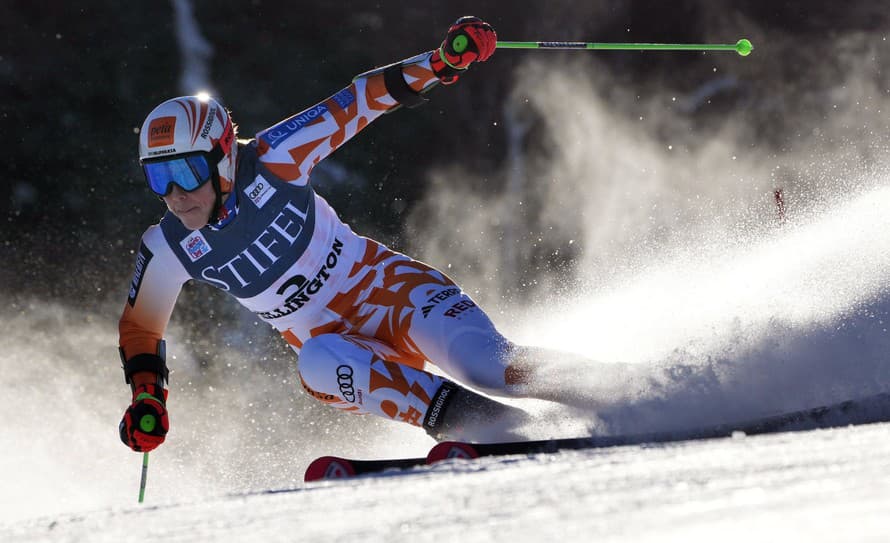  Slovenská lyžiarka Petra Vlhová vo svojich tretích pretekoch Svetového pohára v zjazdovom lyžovaní 2022/2023 prvýkrát nevystúpila na ...
