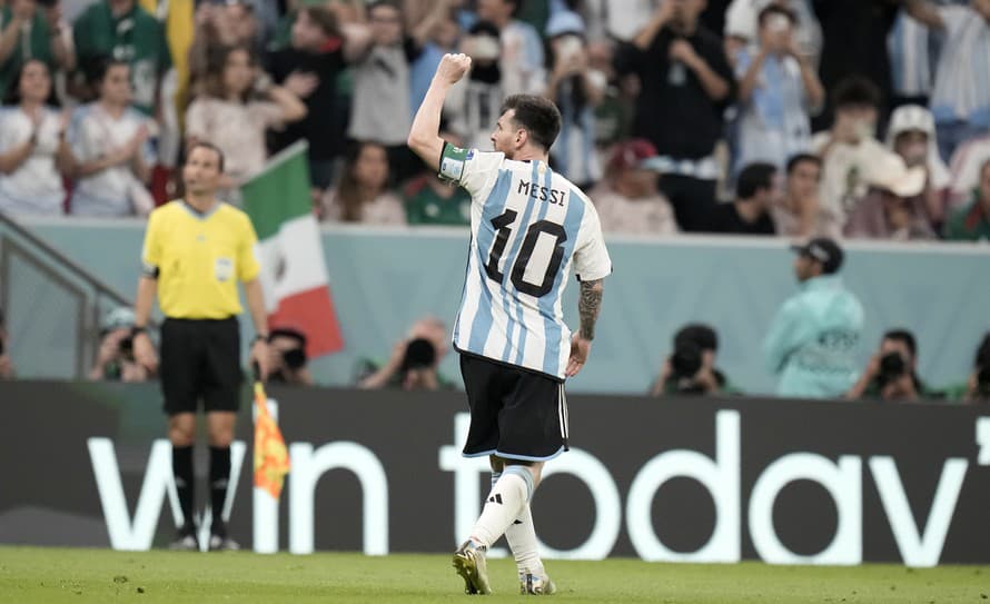 Argentínsky futbalista Lionel Messi je blízko k prestupu do Interu Miami, tvrdí britský denník The Times. 