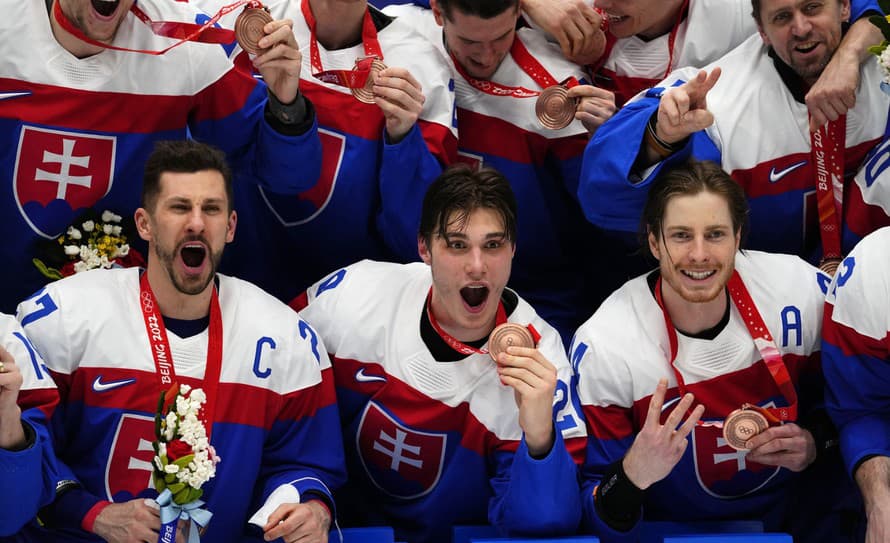 Slovenská hokejová reprezentácia nastúpi na domáci Kaufland Cup s ôsmimi bronzovými medailistami zo ZOH 2022 v Pekingu a dvoma brankárskymi ...