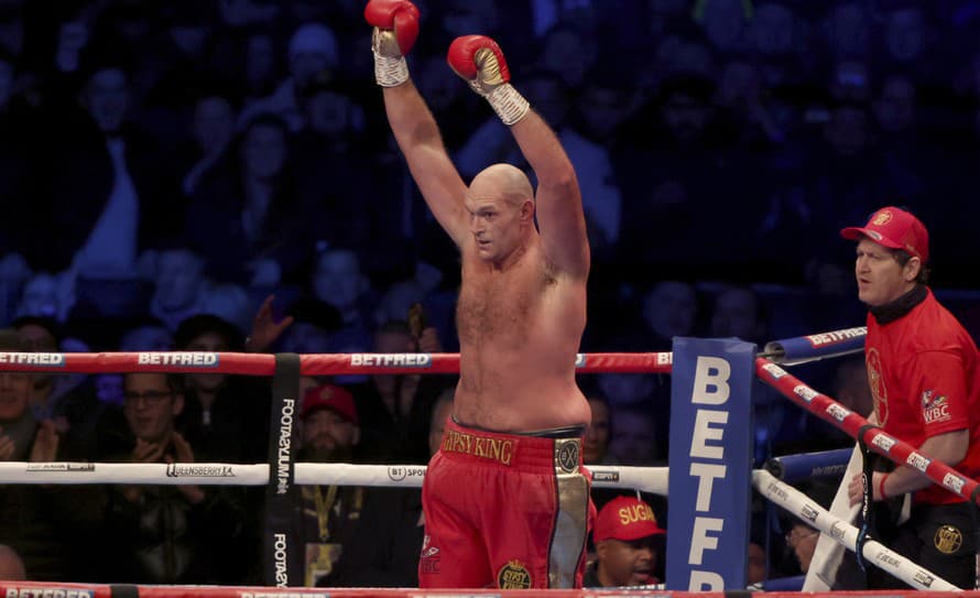 Britský boxer Tyson Fury obhájil titul majstra sveta organizácie WBC v ťažkej váhe. V sobotu večer na štadióne Tottenhamu Hotspur v Londýne ...