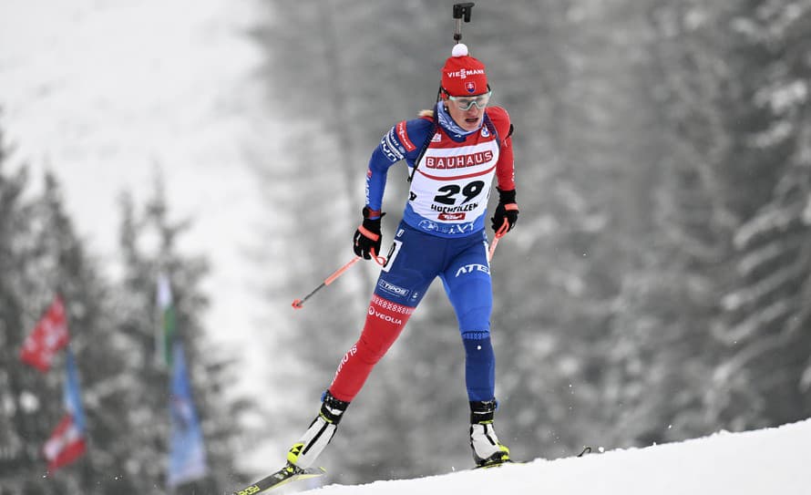 Švédska biatlonistka Elvira Öbergová zvíťazila v sobotňajšej stíhačke na 10 km na pretekoch 3. kola Svetového pohára vo francúzskom Annecy. ...