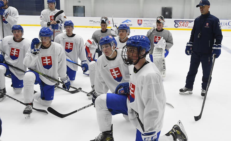 Chcete slovenský hokejový reprezentačný dres s podpisom slovenských hráčov?
