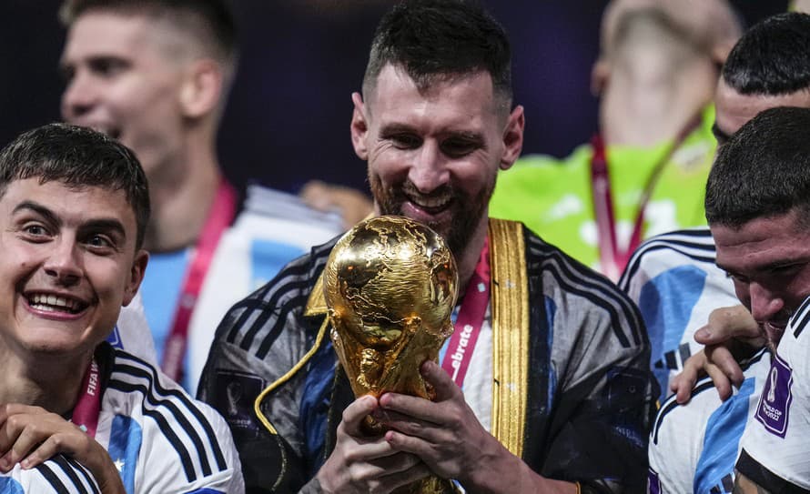 Fenomén v podobe vajíčka pokorený! Lionel Messi je oficiálne držiteľom „najlajkovanejšieho“ príspevku na sociálnej sieti Instagram. 
