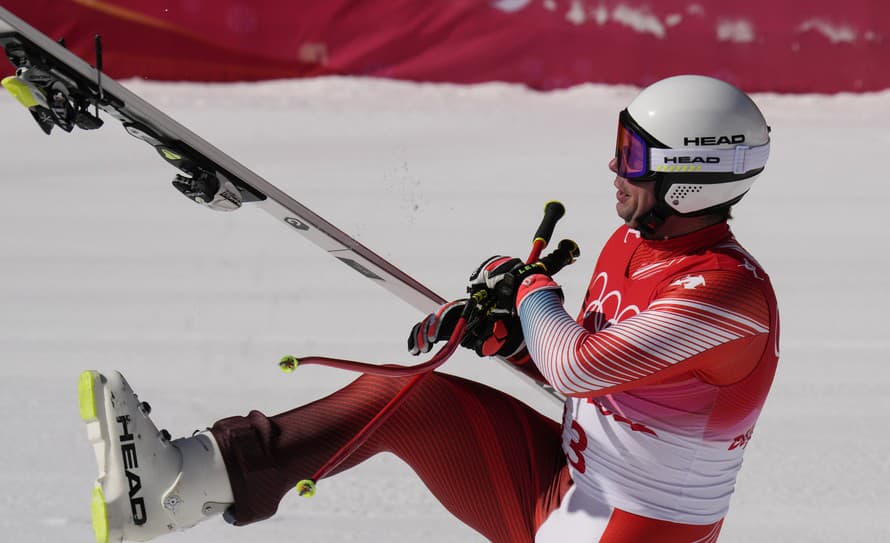 Olympijský víťaz a bývalý majster sveta v zjazde Beat Feuz (35) sa rozhodol ukončiť kariéru. 