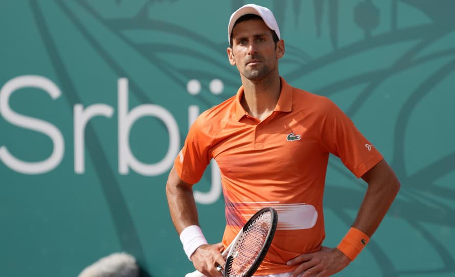 Srbský tenista Novak Djokovič (35) v utorok priletel do Austrálie takmer rok po tom, ako ho deportovali z krajiny. Nole nemohol obhajovať ...