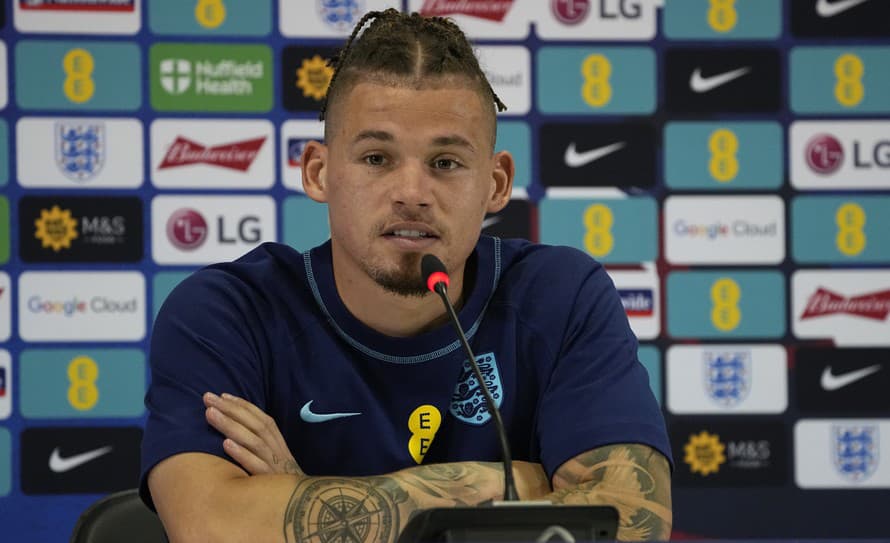 Kalvin Phillips, záložník anglického futbalového mužstva Manchester City, sa stal v dôsledku svojej aktuálnej nadváhy obeťou ďalšieho ...