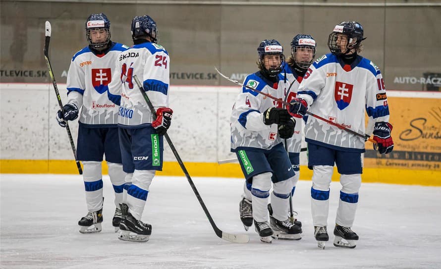 Slovenskí hokejisti do 16 rokov získali mimoriadne cenný skalp.