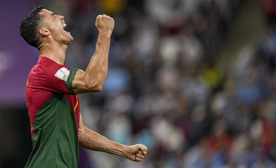 Moment, na ktorý mnohí čakali! Cristiano Ronaldo (37) spečatil prestup do Saudskej Arábie.