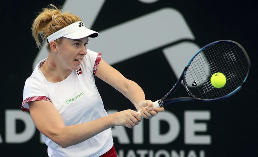 Česká tenistka Linda Nosková (18) prekvapujúco vyradila na turnaji WTA v austrálskom Adelaide Rusku Dariu Kasatkinovú.