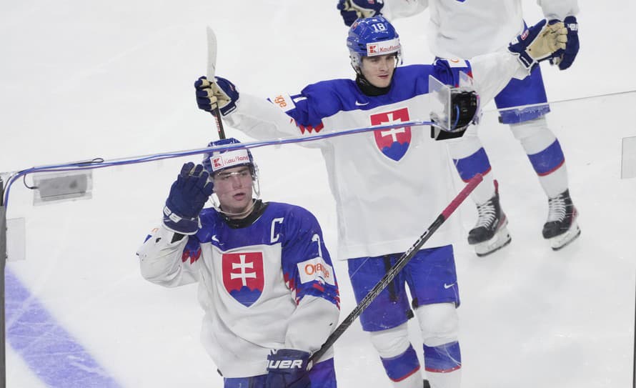 Slovenská hokejová reprezentácia do 20 rokov siahala vo štvrťfinále juniorského šampionátu v Kanade na cenný skalp proti domácemu výberu. ...