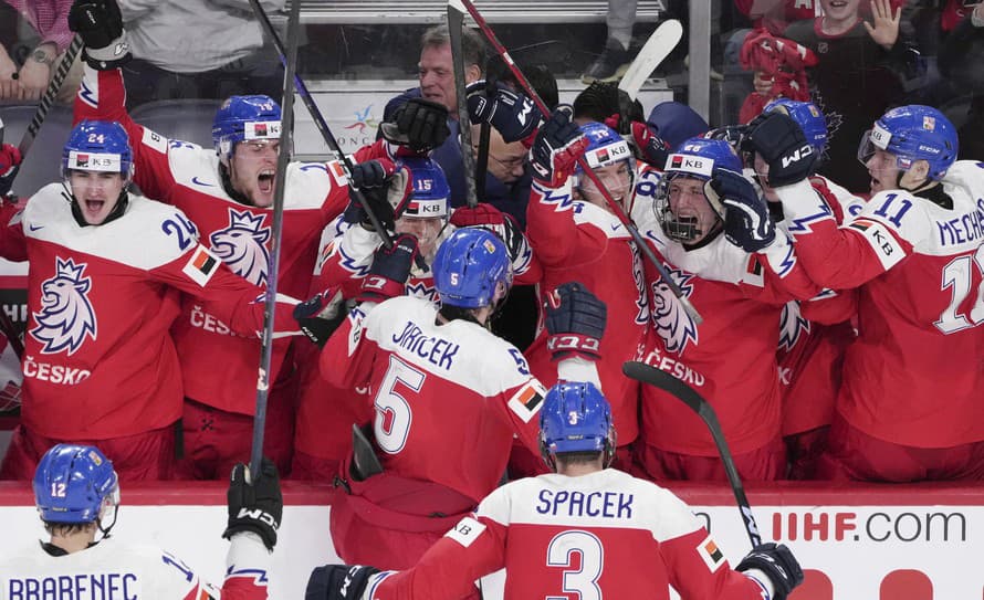 Hokejisti Česka postúpili do finále MS hráčov do 20 rokov v kanadských mestách Halifax a Moncton. V semifinále zdolali Švédsko 2:1 po ...