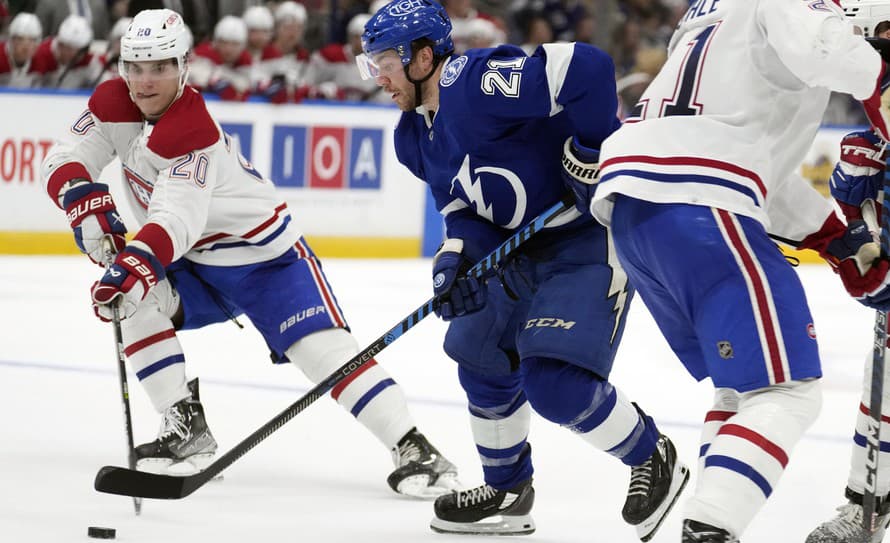 Slovenský hokejista Juraj Slafkovský nebodoval v NHL v jedenástom zápase za sebou, ale jeho Montreal prerušil negatívnu sériu. Canadiens ...