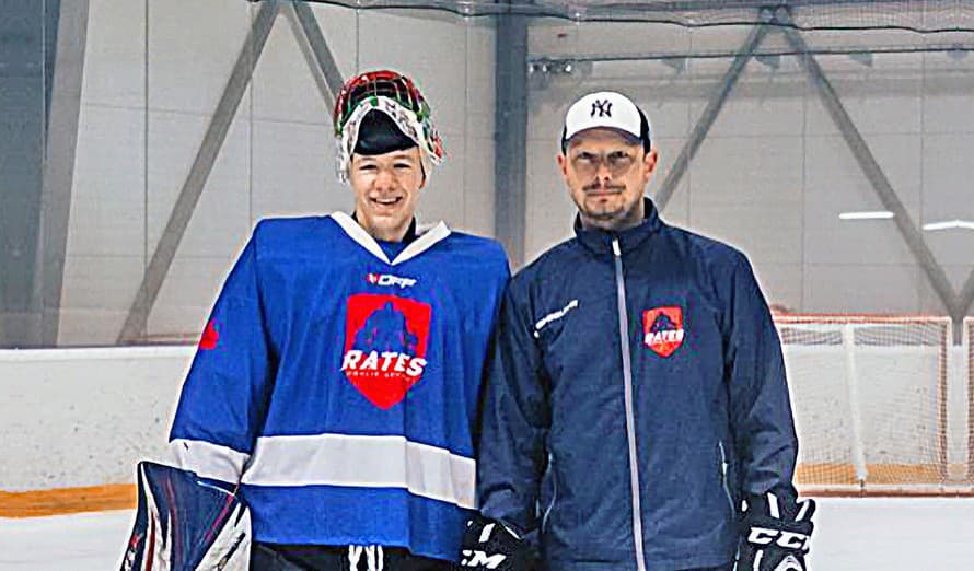 Hokejový brankár Adam Gajan (18) zažil mimoriadne úspešný juniorský šampionát a jeho meno sa spája s klubmi z prestížnej NHL. Pre Nový ...