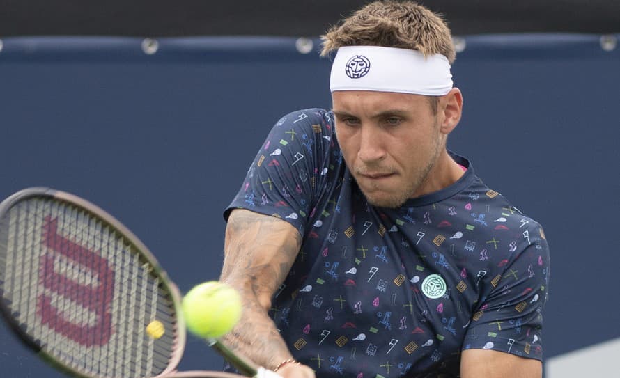 Slovenský tenista Alex Molčan (25) ukončil svoje vystúpenie na turnaji ATP v novozélandskom Aucklande v 1. kole. 