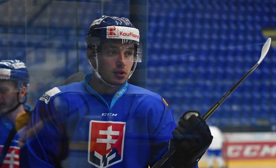 Po rokoch sa opäť stretli na striedačke! Reč je o hokejovej rodine Daňovcov. Syn Marko (28) nastúpil v nedeľňajšom zápase 36. kola českej ...