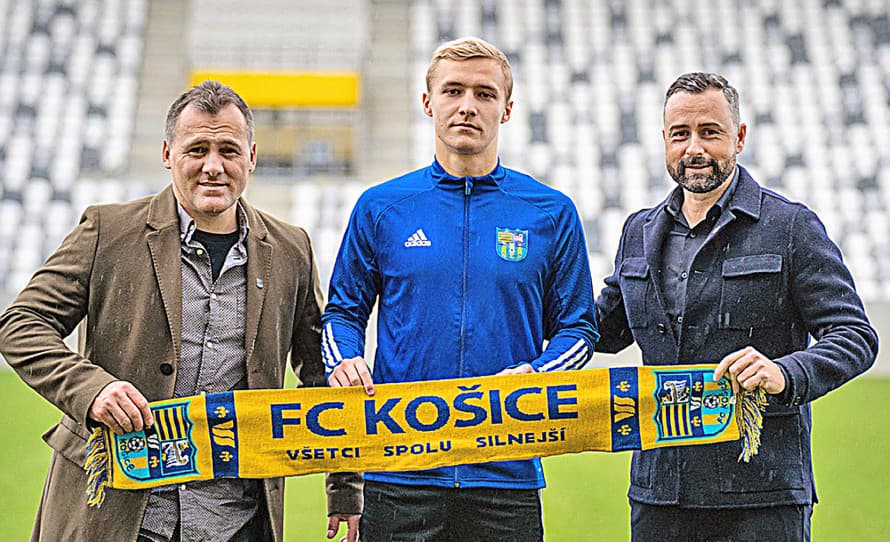 Zdedil futbalové gény! Jakub Jakubko (18) je synovcom Martina Jakubka (47), bývalého slovenského reprezentanta a účastníka majstrovstiev ...