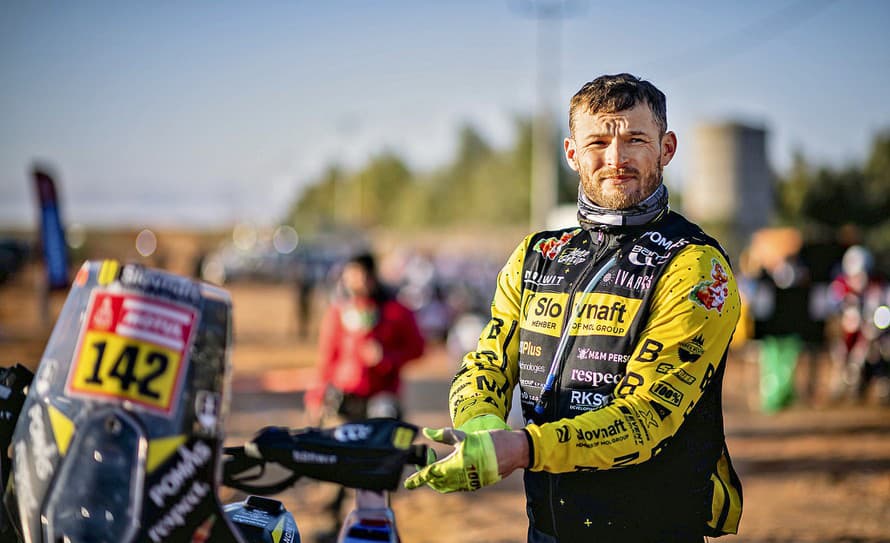 Je späť doma! Trojnásobný majster Európy, niekoľkonásobný majster SR a najúspešnejší motocyklový jazdec Štefan Svitko (40) sa v pondelok ...
