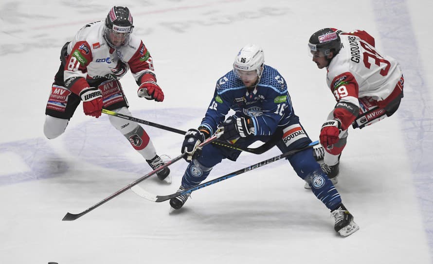 Do kádra hokejistov HC Slovan Bratislava pribudol kanadský útočník Reid Duke, ktorý v doterajšom priebehu sezóny pôsobil v HK Nitra. ...