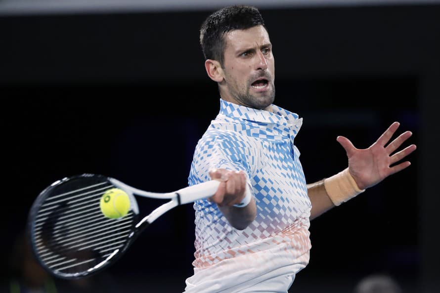 Srbský tenista Novak Djokovič sa stal desiatykrát víťazom dvojhry na Australian Open a v pondelok bude opäť svetovou jednotkou. 