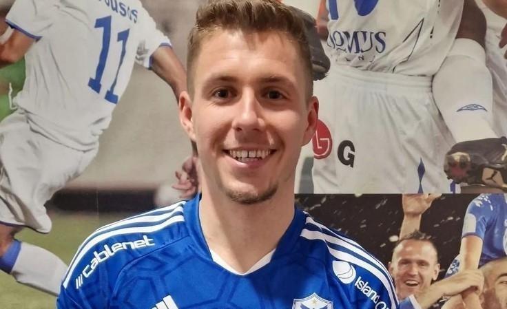 Slovenský futbalista Samuel Mráz (25) sa v zápase cyperskej ligy blysol hetrikom. Zariadil ním triumf Anorthosisu Famagusta nad Omoniou ...