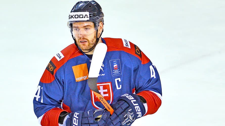 Definitívne rozhodnutie! Bývalý vynikajúci slovenský obranca Andrej Meszároš (37) ukončil 20-ročnú profesionálnu kariéru. 