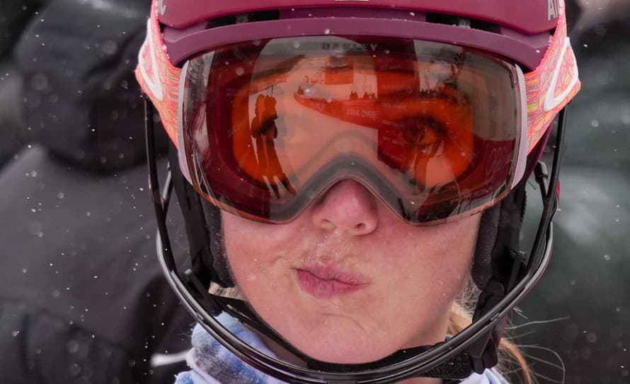 Americká lyžiarka Mikaela Shiffrinová (27) sa dostala do problémov. O jej bezpečnosť sa má starať ochranka. 