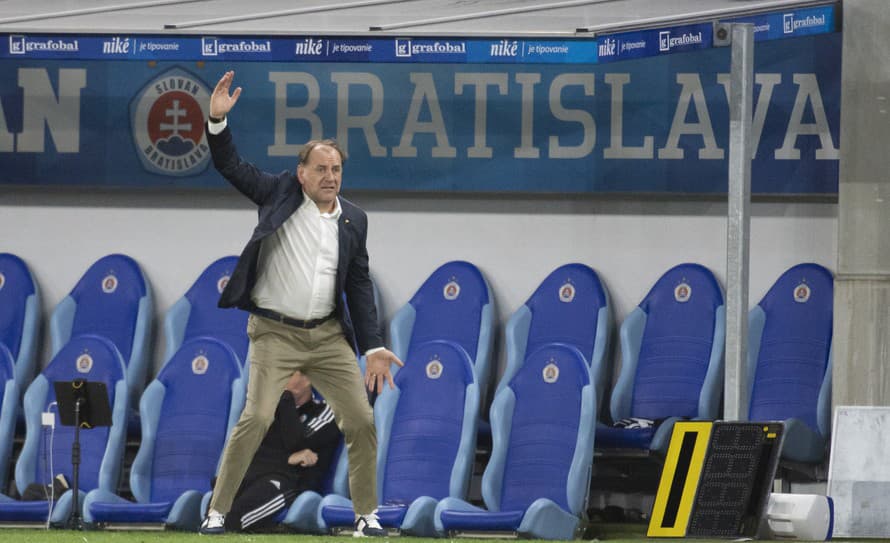 Futbalový majster ŠK Slovan robí čistky v hráčskom kádri. Na odchode sú ďalší dvaja hráči.