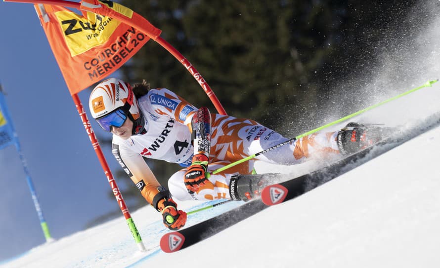 Na trať sa nedostala! Slovenská lyžiarka Petra Vlhová (27) mala dnes vo švajčiarskom stredisku Crans-Montana absolvovať prvý tréning ...