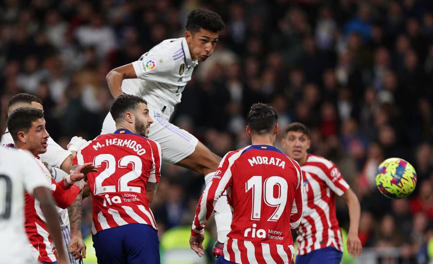 Futbalisti Realu Madrid si z mestského derby proti Atleticu odniesli iba bod. V nedeľnom zápase 23. kola španielskej La Ligy remizovali ...