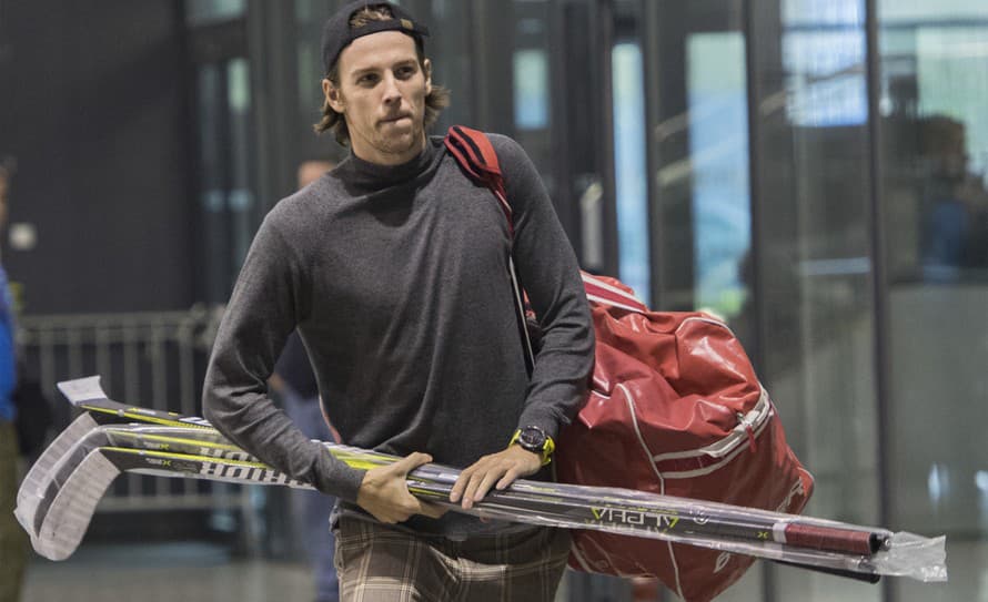 Slovenský hokejista Martin Gernát (29) nebude pokračovať vo švajčiarskom tíme HC Lausanne. S klubom sa dohodol na rozviazaní zmluvy, ...