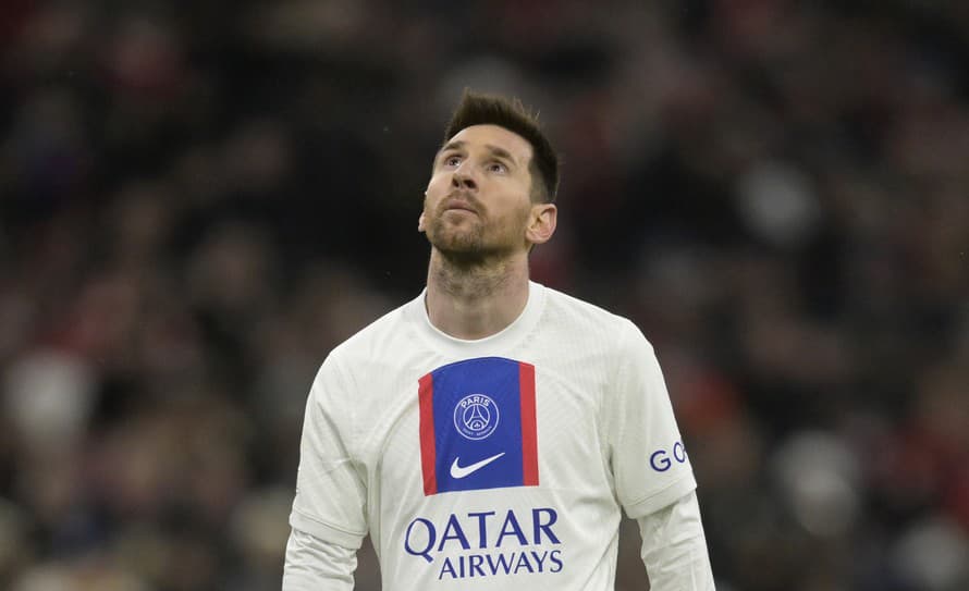 Argentínsky futbalový útočník Lionel Messi (35) dostal poriadne lukratívnu ponuku od tohto klubu! Rozhodnutie o svojej budúcnosti spraví ...