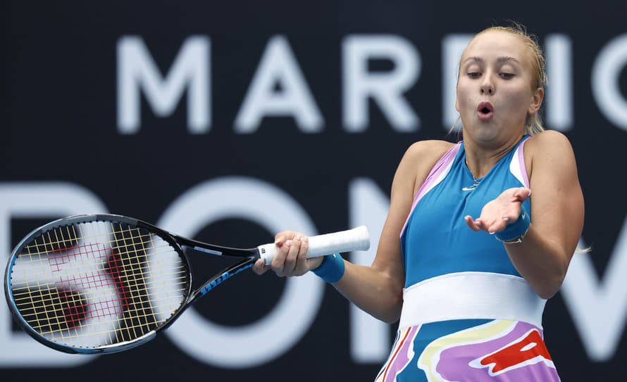 Ženská tenisová asociácia WTA udelila oficiálne varovanie Ruske Anastasii Potapovovej (21) za to, že pred zápasom tretieho kola na turnaji ...