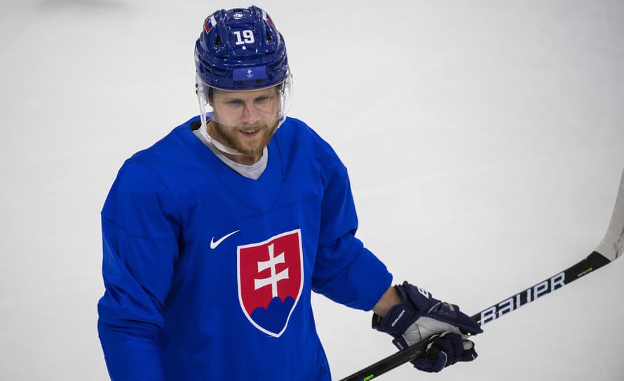 Slovenský hokejista Michal Krištof (29) bude pokračovať vo svojej kariére v ruskej KHL.