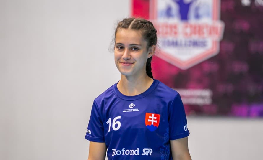 Lenka Červená je Nelou Lopušanovou slovenského florbalu. Už ako 16-ročná je najproduktívnejšou hráčkou Hyundai extraligy žien!