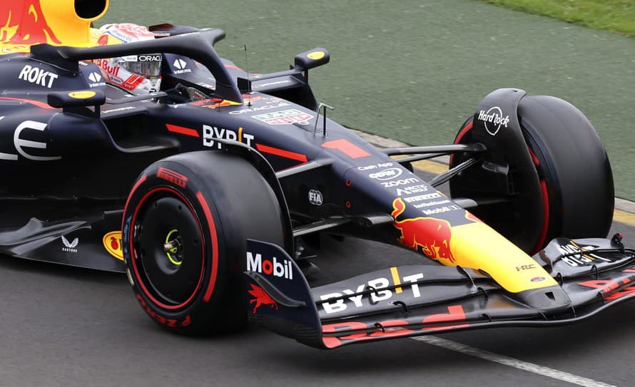 Holandský pretekár Max Verstappen na Red Bulle bol najrýchlejší v sobotňajšej kvalifikácii na VC Austrálie seriálu Formuly 1. Na okruhu ...